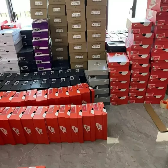 Exporters of Authentic Nike Shoes Liquidation Pallet For Sale